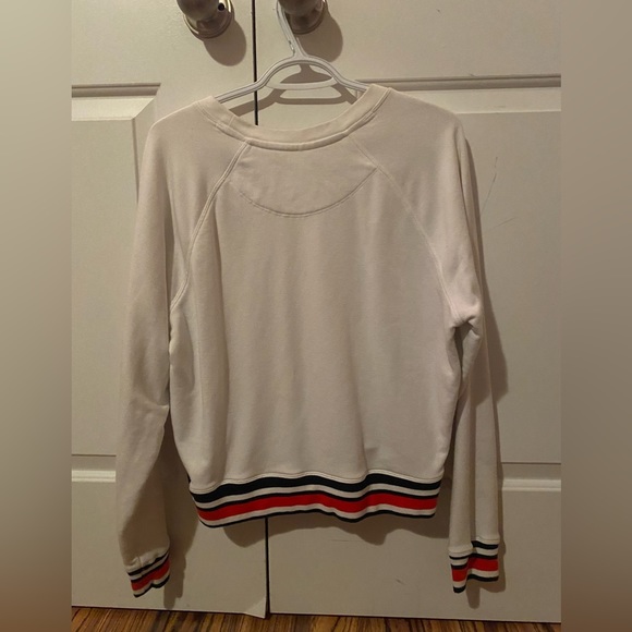 White Champion Sweatshirt​ - Picture 2 of 4
